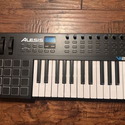 Alesis VI25 Midi