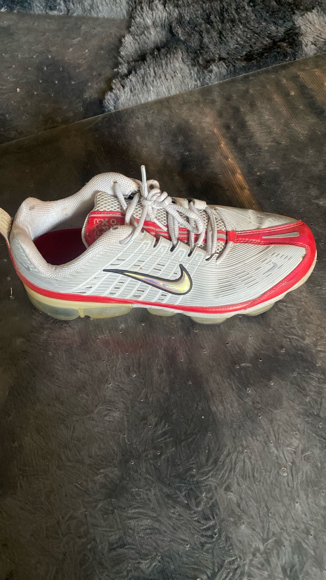 nike vapor red shoes