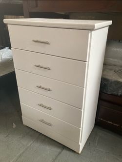 White 5 drawer chest with rails