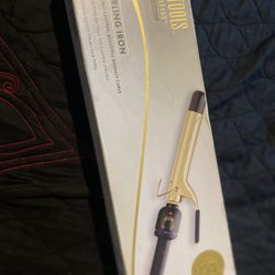 Hot Tools Curling Iron