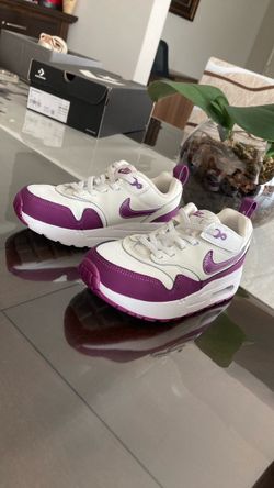 Girl size 12c Nike shoes