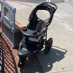 Baby Trend Range LX Jogging Stroller In Excellent Condition