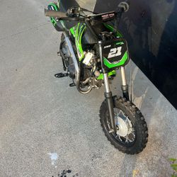 2019 Apollo DB-21 70cc Dirt Bike