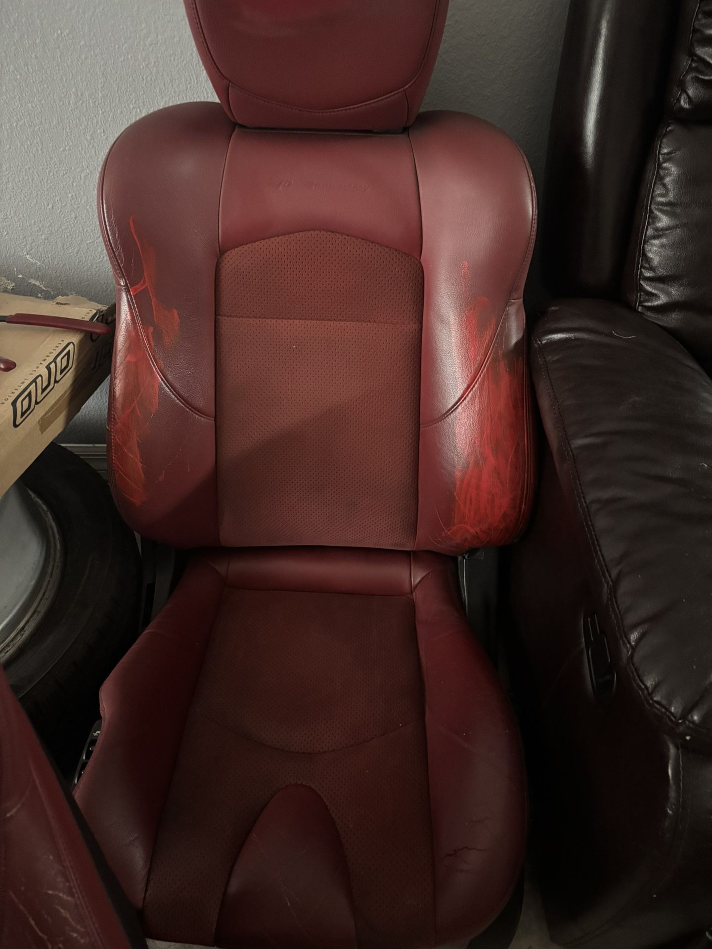 370z Anniversary Seats