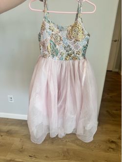 Girls dress