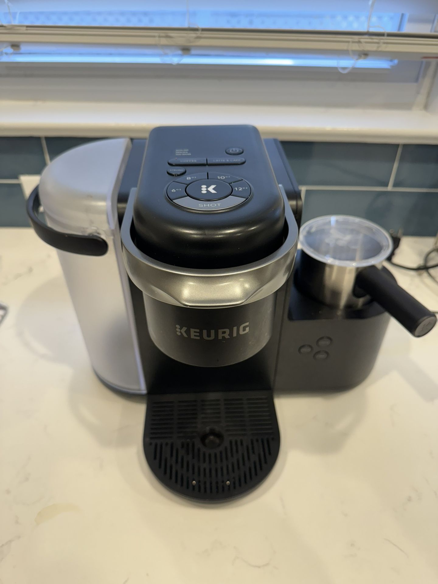Keurig K Cafe Single Serve K Cup Coffee, Latte and Cappuccino