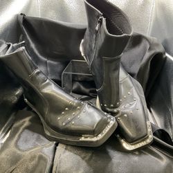 Boots No Brand