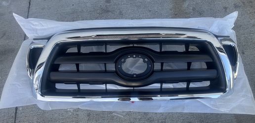 05-11 Toyota Tacoma Grille 