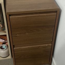 File Cabinet / Drawer