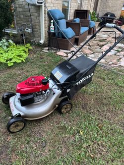 Honda mower - self propelled
