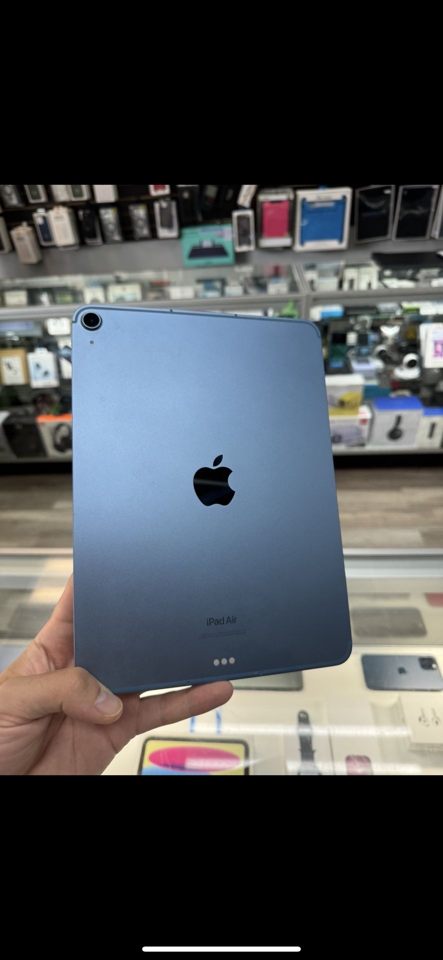iPad Air M1 64GB Cellular Unlocked 