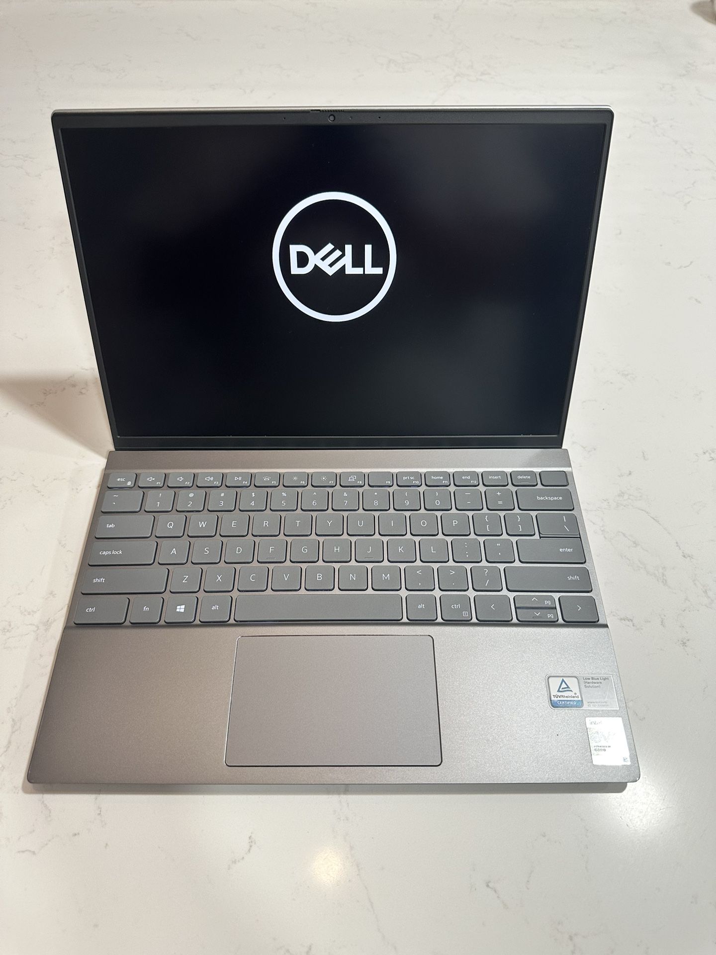 Dell Inspiron 5310 13.3 inch Ultra Slim Laptop i5-11320H, 16G ram, 512g ssd