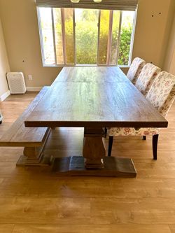 Moving sale!!! Excellent condition and beautiful dining table set