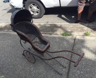 1860s Antique Doll Carriage