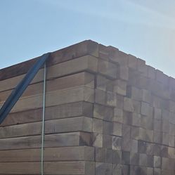 4x4x8  Redwood Smooth 4 Sides