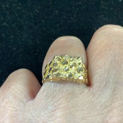 Gold Ring 