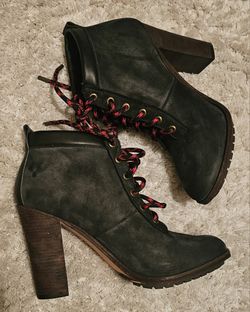 ARRICCI Boots Size 10