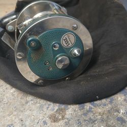 Shakespeare Level Wind Reel