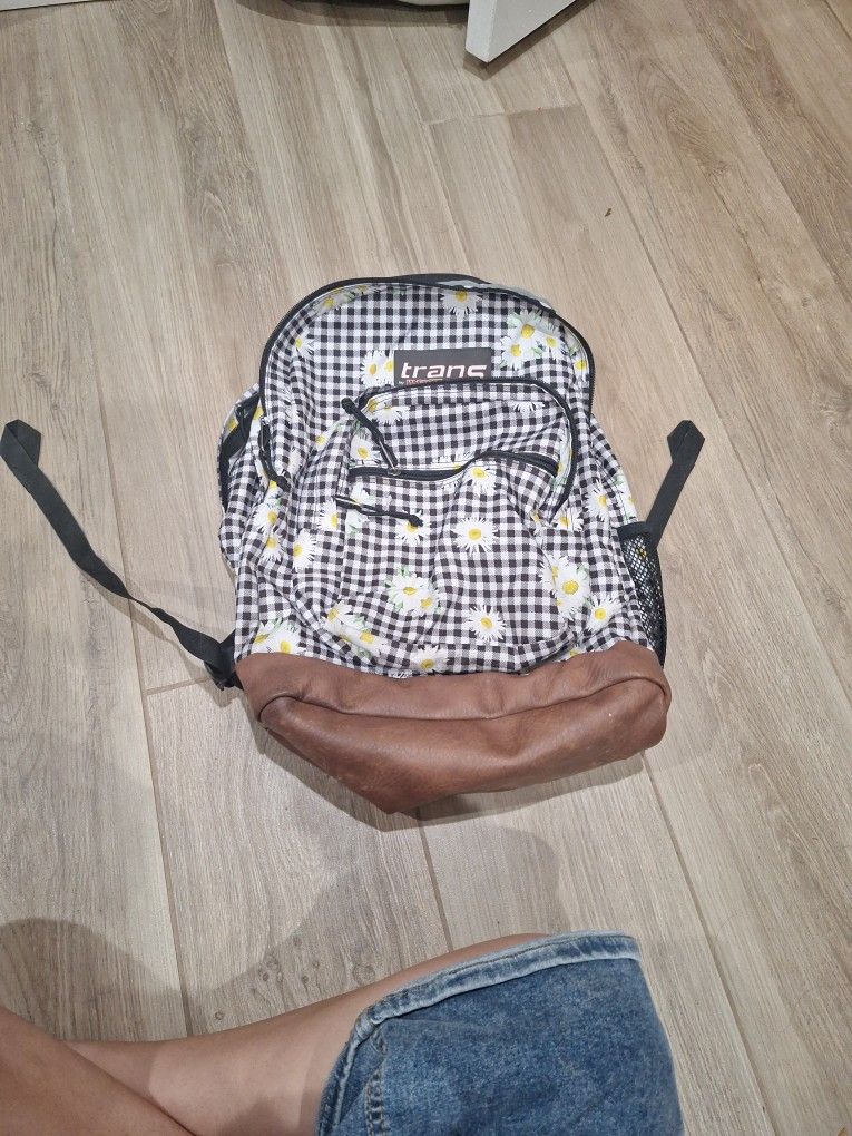 Daisy Backpack