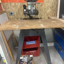 Skill Saw With All The Attachments  MAKE AN OFFER