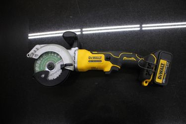 Dewalt DCS571 Brushless Circular Saw W/Battery
