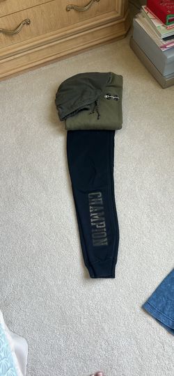 Champion Sweatshirt And Jogger 