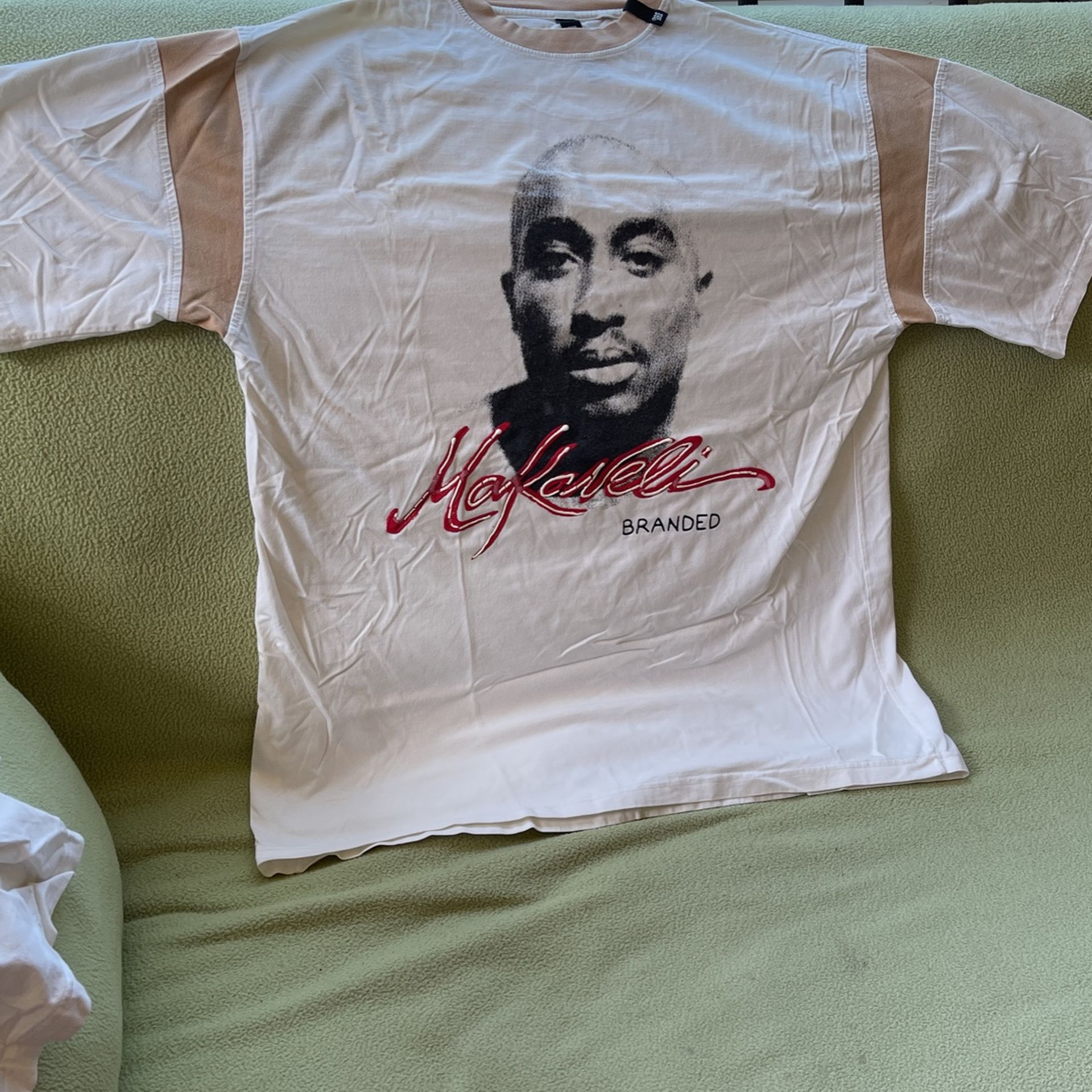 🔥 RARE WHITE T TUPAC SHAKUR MAKAVELI 2Pac Men's Size XL Brand Two Sided Graphic T-Shirt  🔥