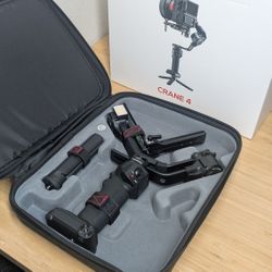 Zhiyun Crane 4 