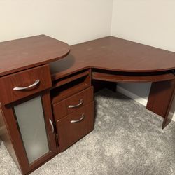 Corner Desk