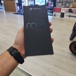MOTOROLA RAZOR