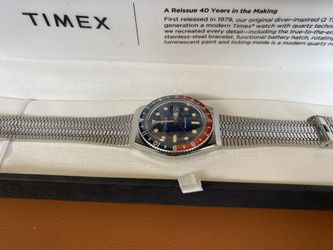Popular timex Q- gently used.