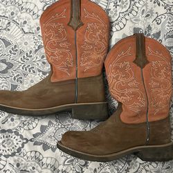 Ariat women boots size 9B