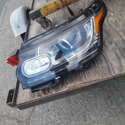 Land ROVER Headlight. For Parts 