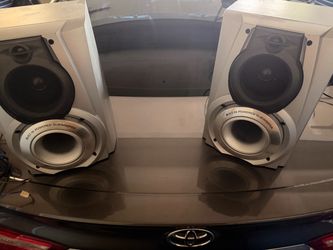 Aiwa Vintage Speakers with Built-In Subwoofers + Samsung Blu-ray Player – $50 OBO