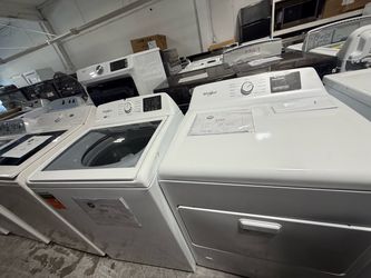 Whirlpool Washer and Dryer Set