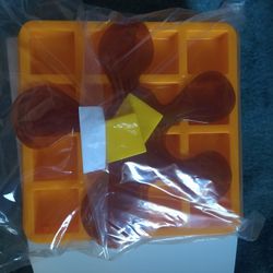 NEW OurPets Waffle Interactive Puzzle Toy – Dog & Cat Treat Feeder – MSRP $30, Now $15!