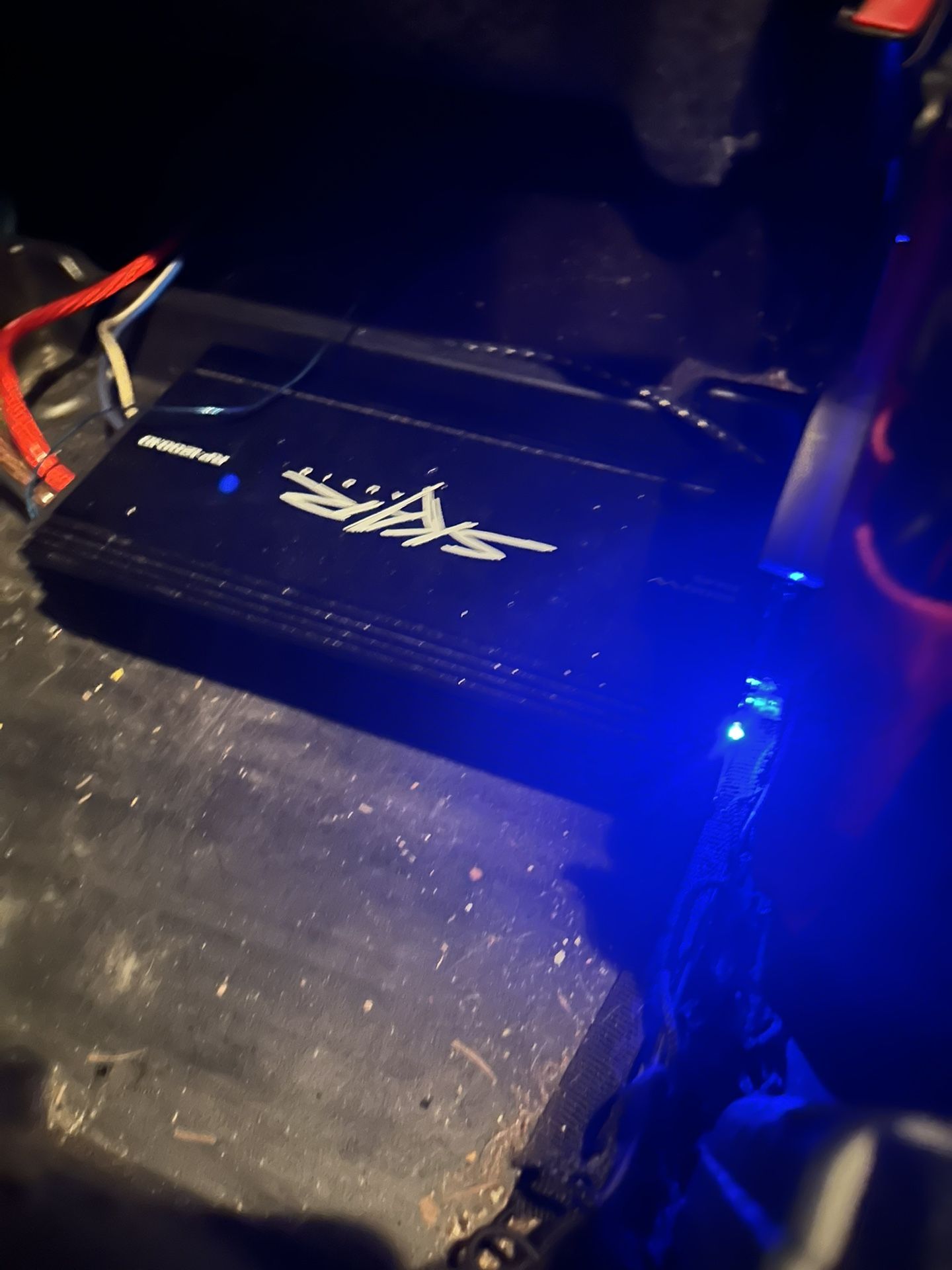 1500 Watt Skar Amp & Capacitor 