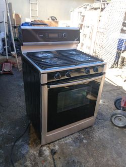 Gas stove