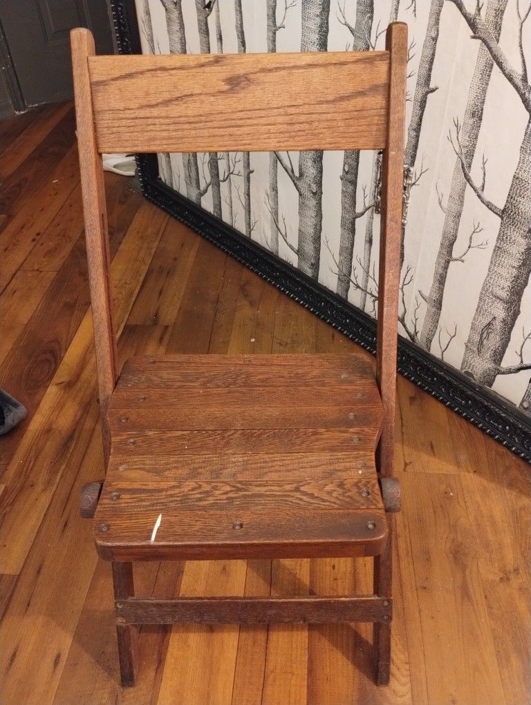 Vintage Wood Folding Chair (1) Beautiful Condition