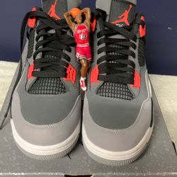 Jordan 4