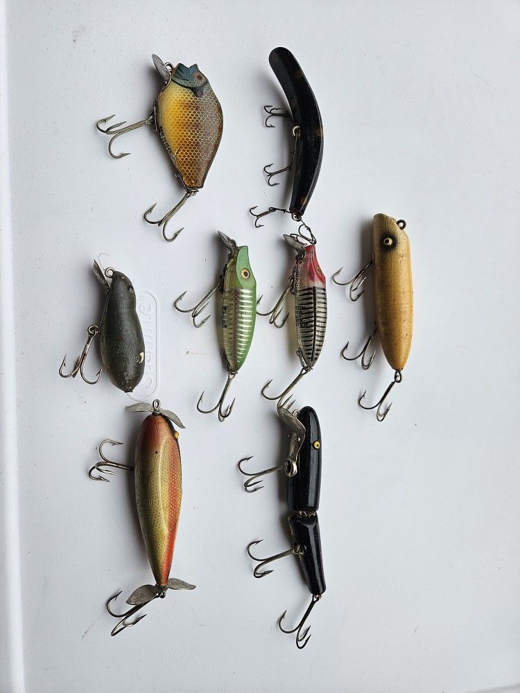 8 Vintage Fishing Lures