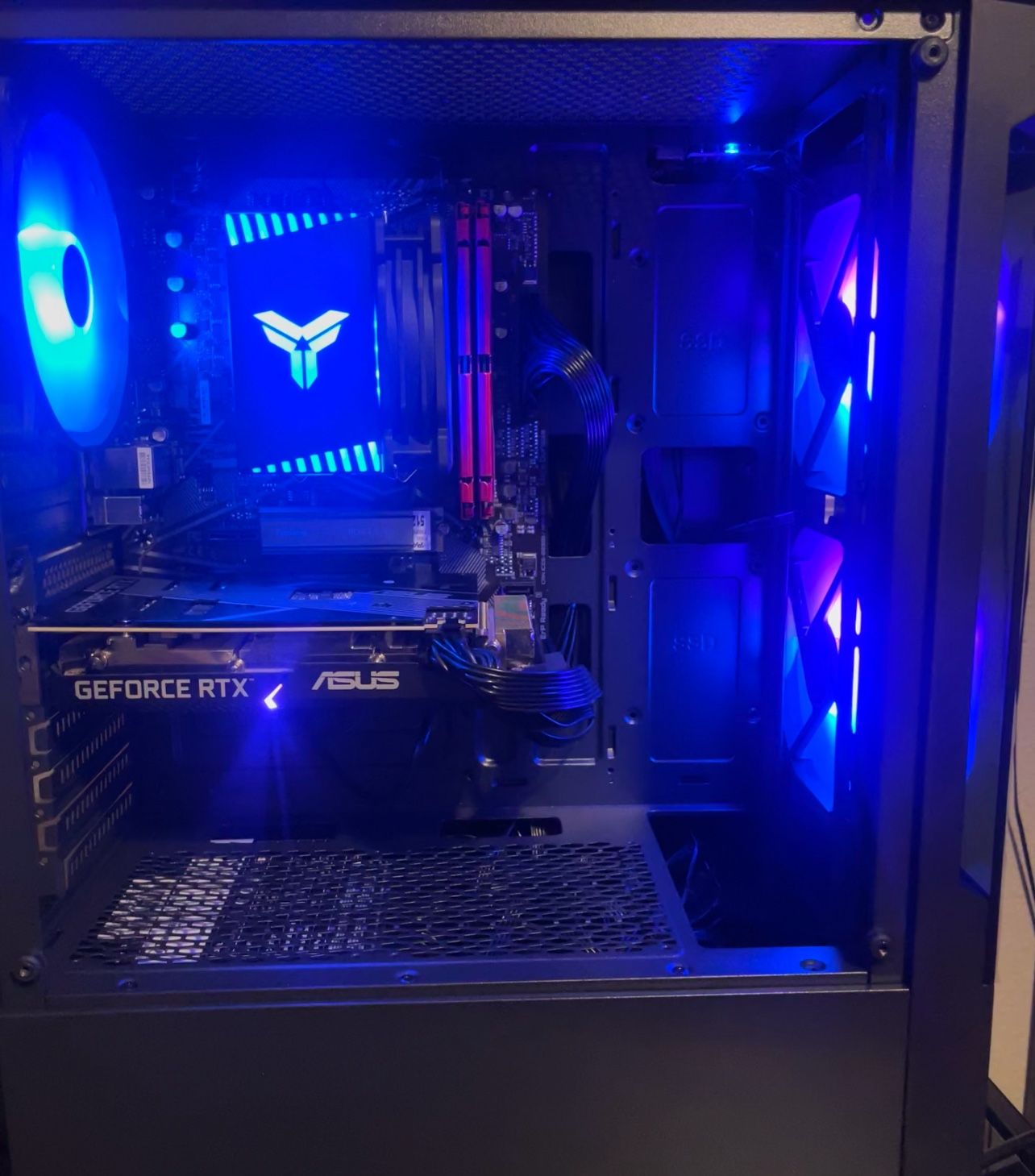 Brand New Custom Build Gaming PC