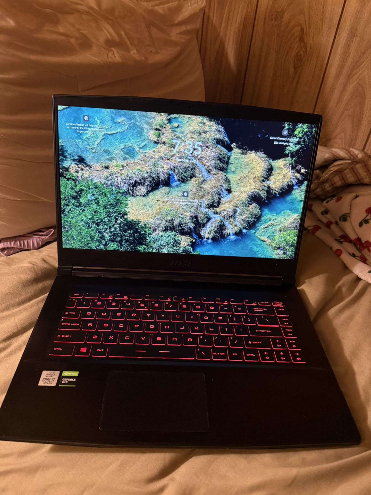 MSI gaming computer gf65 thin 10sdr