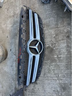 Grille for 2018 Mercedes Benz c300 grille