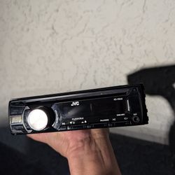 JVC STEREO (USED)