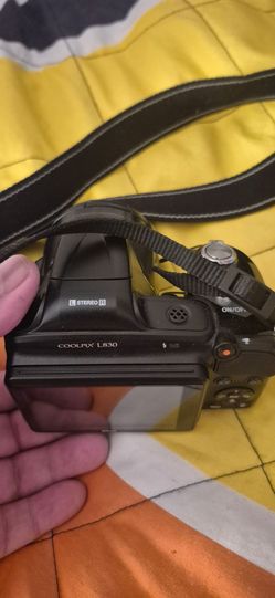 Nixon L830 Camera