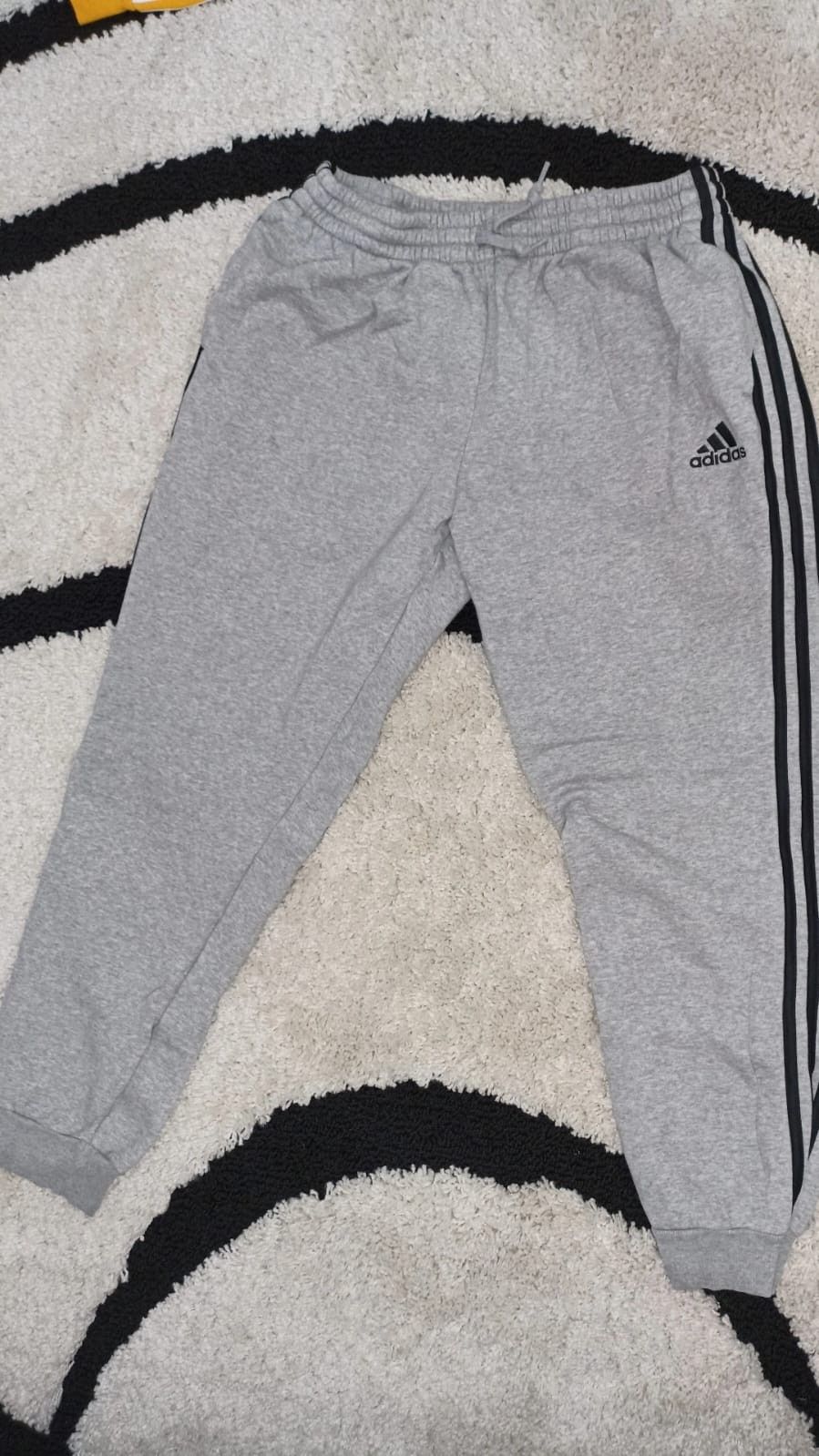 Adidas Men Joggers Xl