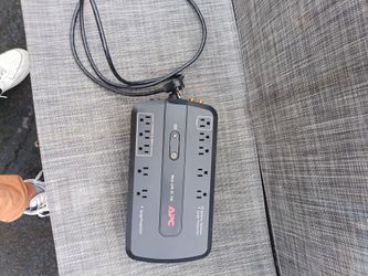APC Back-UPS ES 750 Battery Backup UPS