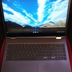 Lenovo 15.6  inch Touchscreen Chromebook /Exc Condition/ Si Español