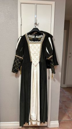 Renaissance Royal Queen Dress